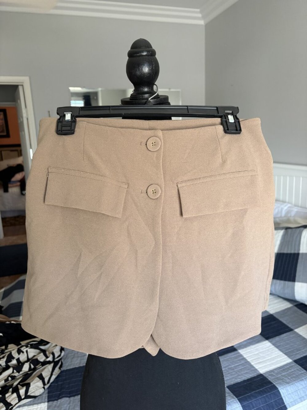 Fashion Nova Celine 2 Button Skort — Taupe, Size M, NWT